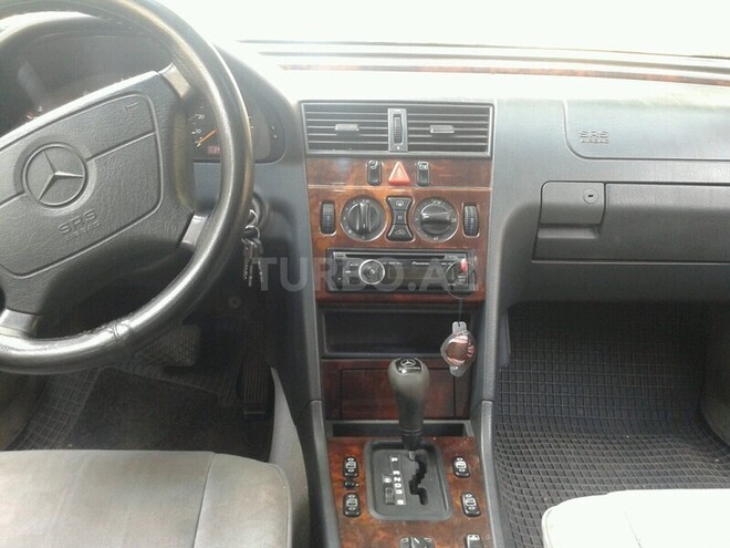 Mercedes C 180 1996, 282,000 km - 1.8 l - Bakı