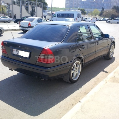 Mercedes C 220 1994, 500,000 km - 2.2 l - Bakı