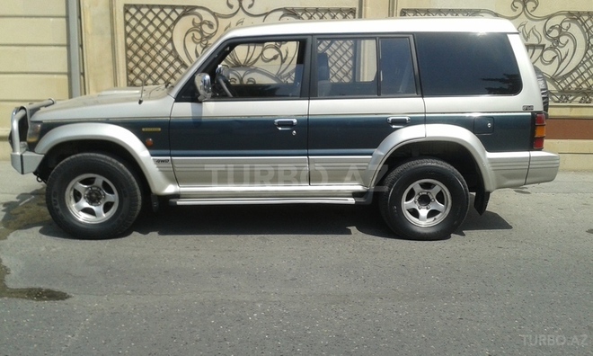Mitsubishi Pajero 1994, 168,000 km - 2.5 л - Bakı