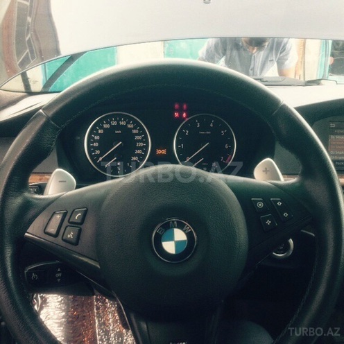 BMW 530 2008, 96,000 km - 3.0 л - Bakı