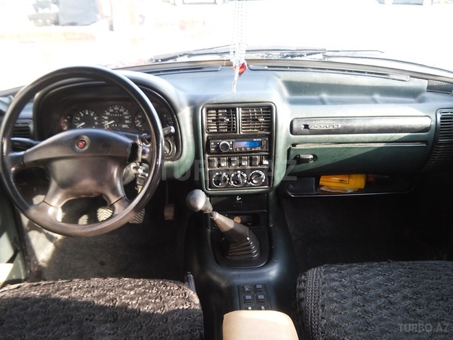 GAZ 31105 2006, 87,000 km - 2.3 л - Bakı
