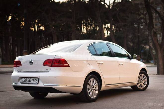 Volkswagen Passat 2013, 25,000 km - 1.8 l - Bakı