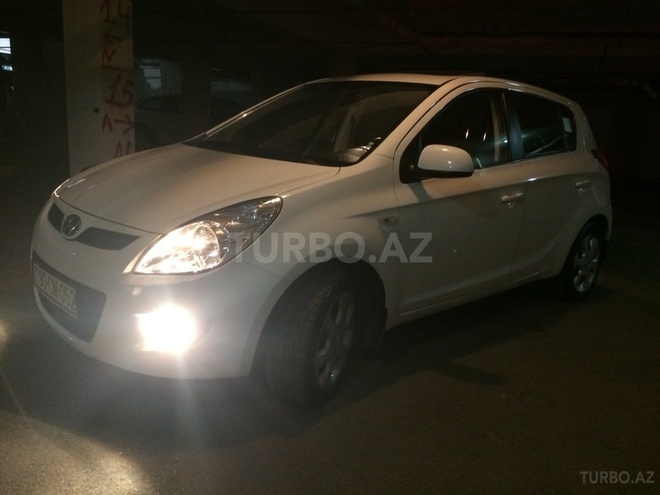 Hyundai i20 2011, 20 km - 1.6 l - Bakı