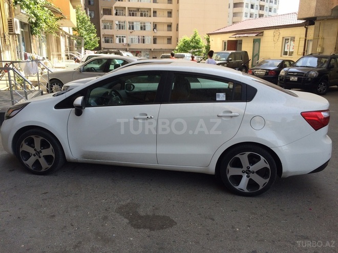 Kia Rio 2013, 40,000 km - 1.4 л - Bakı