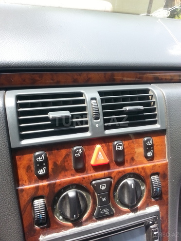 Mercedes E 220 2001, 488,000 km - 2.2 л - Bakı