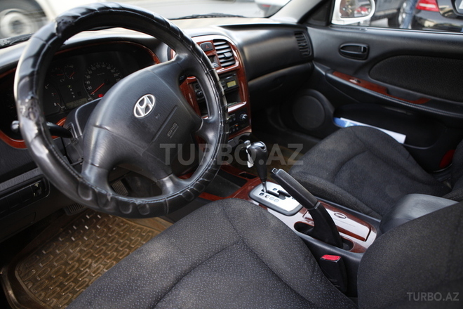 Hyundai Sonata 2004, 274,000 km - 2.0 л - Bakı