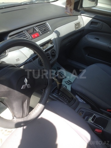 Mitsubishi Lancer 2006, 200,000 km - 1.3 л - Bakı