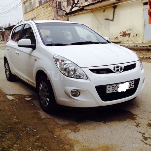 Hyundai i20 2011, 99,000 km - 1.4 l - Bakı