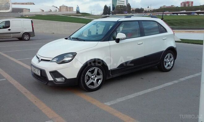 MG 3 2012, 62,000 km - 1.5 l - Bakı