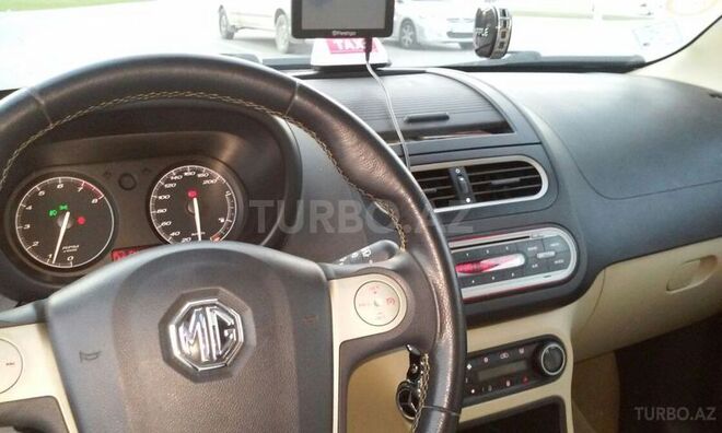 MG 3 2012, 62,000 km - 1.5 l - Bakı