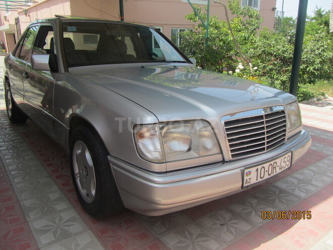 Mercedes E 200 1995, 319,626 km - 2.0 l - Bakı