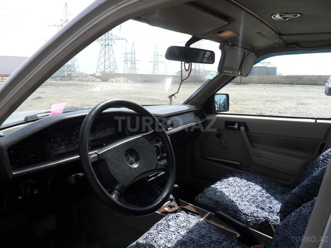 Mercedes 190 1986, 214,000 km - 2.0 l - Bakı