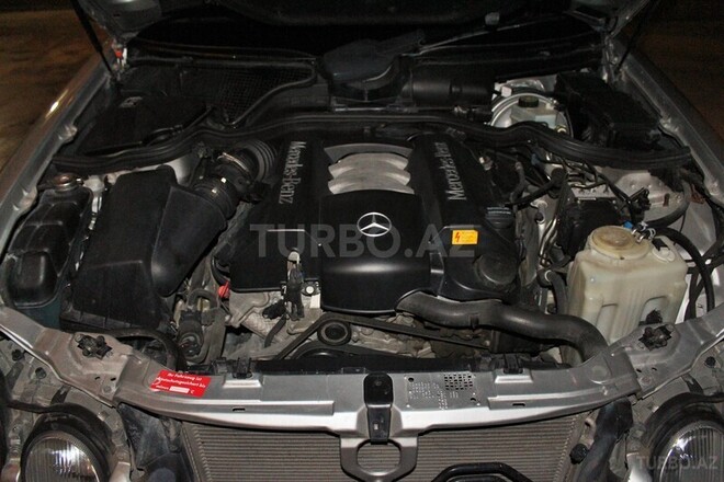 Mercedes E 240 2002, 195,100 km - 2.4 л - Bakı