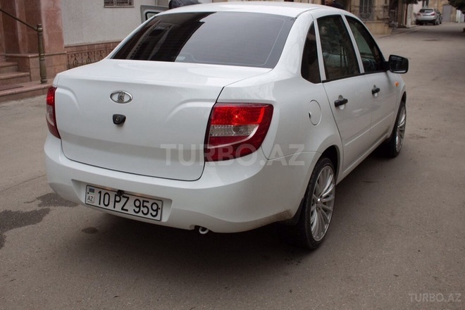 LADA (VAZ) Granta 2014, 2,400 km - 1.6 l - Bakı