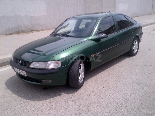 Opel Vectra 1997, 167,800 km - 1.6 l - Bakı