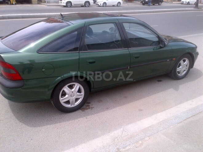 Opel Vectra 1997, 167,800 km - 1.6 l - Bakı