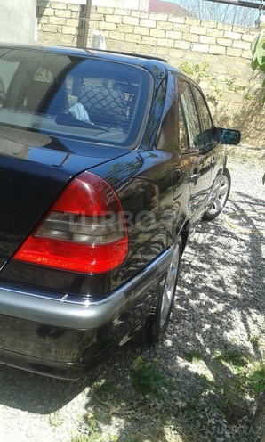 Mercedes C 230 1999, 142,000 km - 2.3 l - Bakı