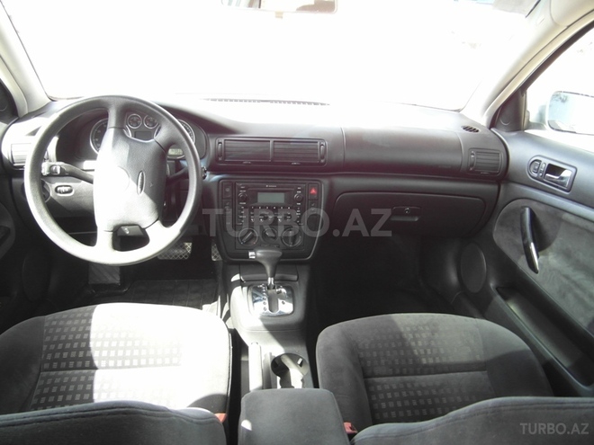 Volkswagen Passat 2003, 170,000 km - 1.8 л - Bakı