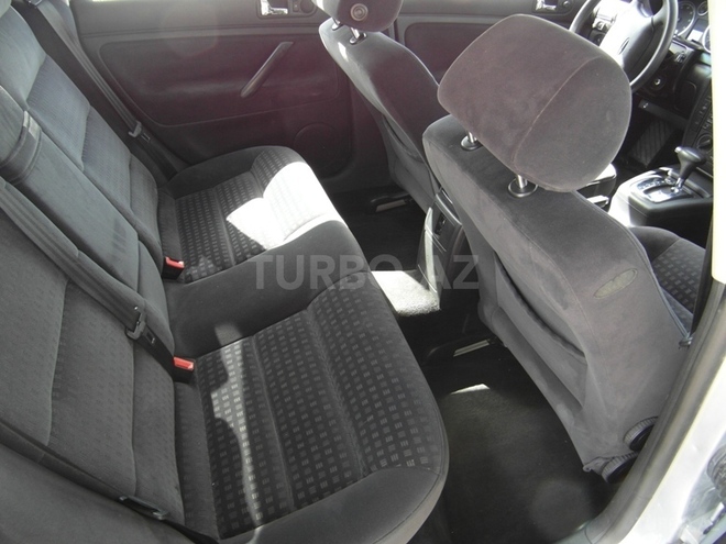 Volkswagen Passat 2003, 170,000 km - 1.8 л - Bakı