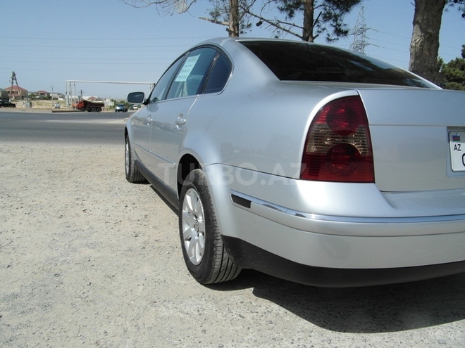 Volkswagen Passat 2003, 170,000 km - 1.8 л - Bakı