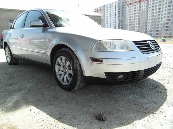 Volkswagen Passat 2003, 170,000 km - 1.8 л - Bakı