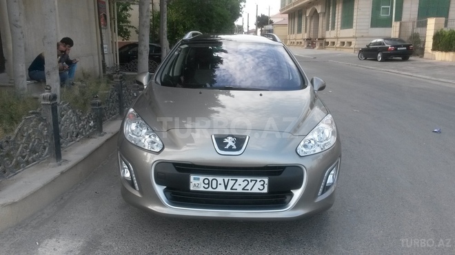 Peugeot 308 2013, 30,000 km - 0.2 л - Bakı