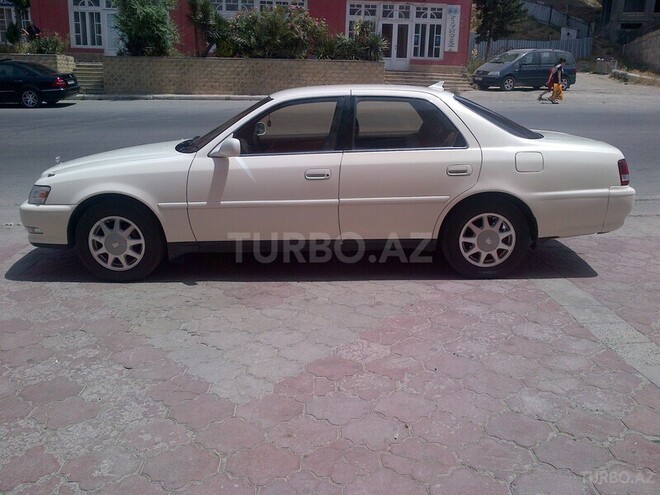 Toyota  1996, 1,350,000 km - 2.0 l - Bakı