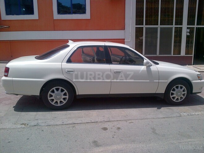 Toyota  1996, 1,350,000 km - 2.0 l - Bakı