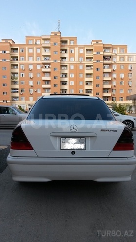 Mercedes C 230 1997, 142,000 km - 2.0 l - Bakı