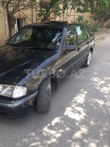 Mercedes C 200 1998, 230,000 km - 1.8 л - Bakı