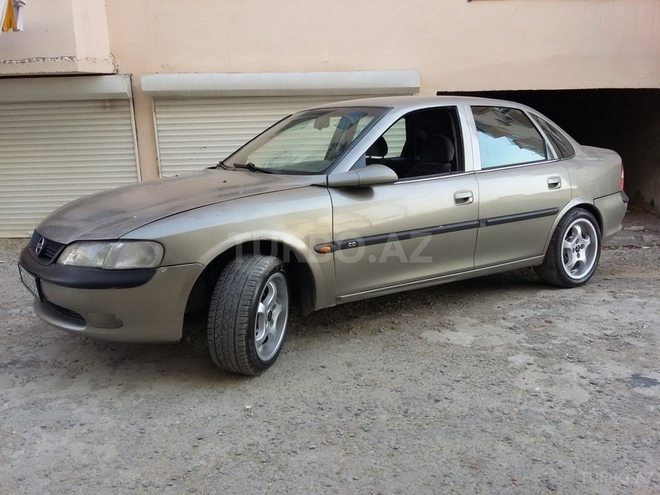 Opel Vectra 1996, 282,000 km - 1.8 l - Bakı