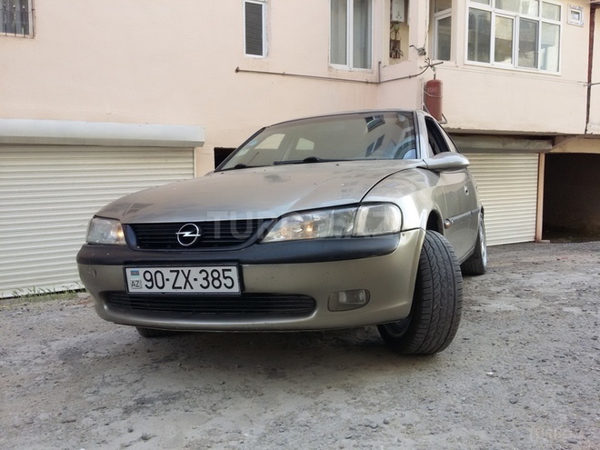 Opel Vectra 1996, 282,000 km - 1.8 l - Bakı