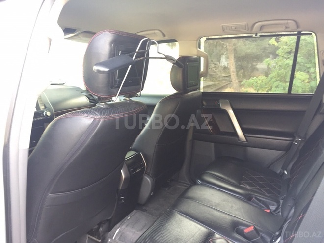 Toyota Prado 2011, 69,123 km - 2.7 l - Bakı