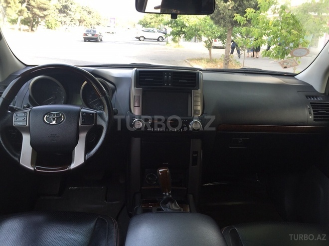 Toyota Prado 2011, 69,123 km - 2.7 l - Bakı