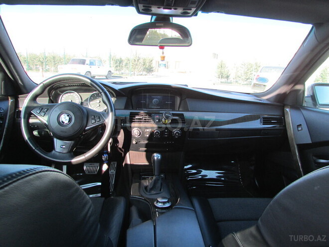 BMW 530 2005, 90,000 km - 3.0 l - Bakı