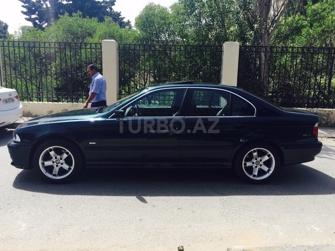 BMW 528 1998, 320,000 km - 2.8 l - Bakı