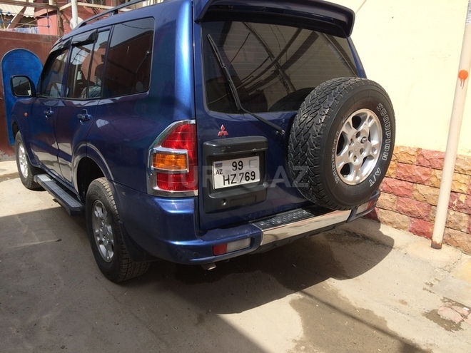 Mitsubishi Pajero 2001, 176,000 km - 0.3 l - Bakı