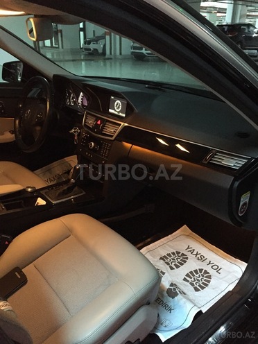 Mercedes E 270 2009, 148,000 km - 2.7 l - Bakı