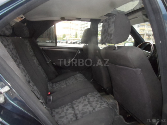 Mercedes C 200 1998, 160,000 km - 2.0 l - Bakı