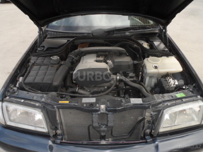 Mercedes C 200 1998, 160,000 km - 2.0 l - Bakı