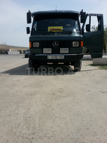 Mercedes 208 D 1994, 400,000 km - 2.9 l - Bakı