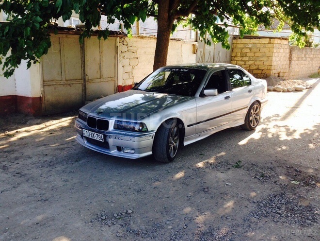 BMW 320 1991, 290,000 km - 2.0 l - Bakı