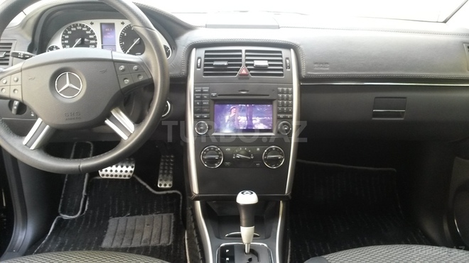 Mercedes B 170 2008, 83,000 km - 1.7 l - Bakı