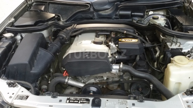 Mercedes E 200 1998, 275,072 km - 2.0 l - Bakı