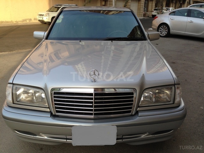 Mercedes C 200 1998, 144,000 km - 2.0 л - Bakı