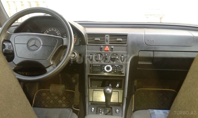 Mercedes C 180 1996, 200,000 km - 1.8 л - Bakı