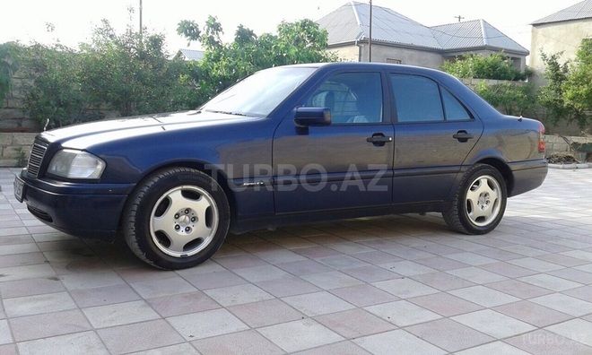 Mercedes C 180 1996, 200,000 km - 1.8 л - Bakı