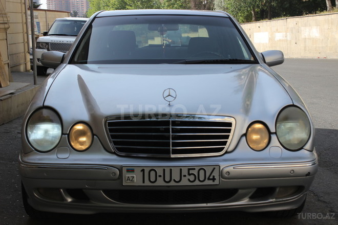 Mercedes E 280 1999, 286,000 km - 2.8 l - Bakı
