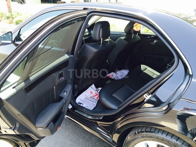 Mercedes E 350 2009, 89,000 km - 3.5 l - Bakı