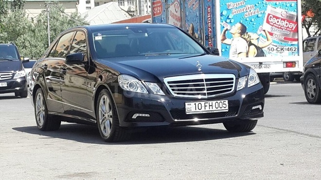 Mercedes E 350 2009, 89,000 km - 3.5 l - Bakı